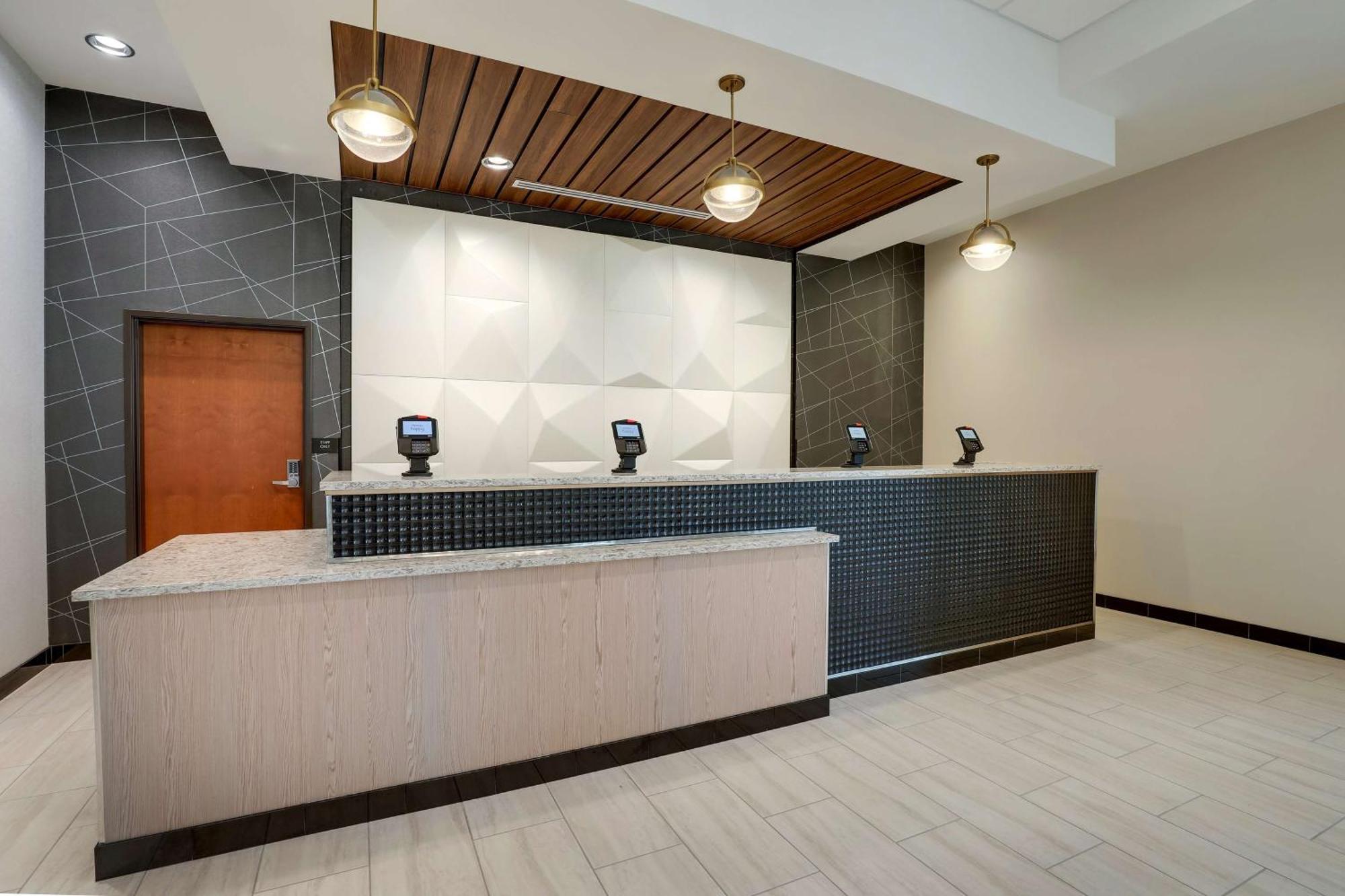 Drury Plaza Hotel Cincinnati Florence Exterior photo