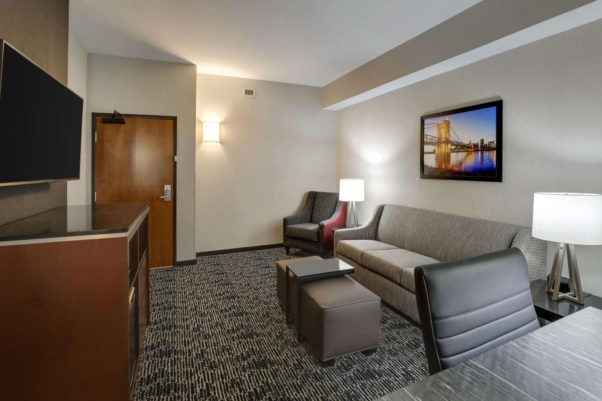 Drury Plaza Hotel Cincinnati Florence Exterior photo